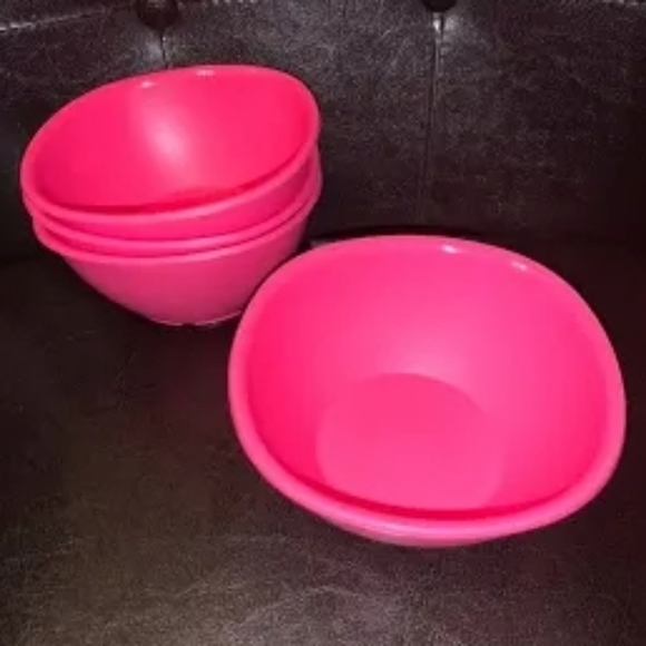 Tupperware 4 x Legacy Soup or Cereal Serving 1.75C bowls New - Pretty Pink Punch - Picture 7 of 16